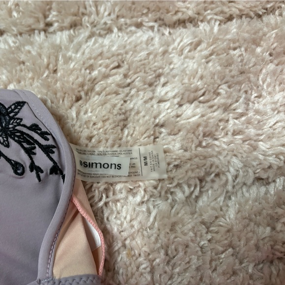 Racer back bikini top size medium - Picture 3 of 3